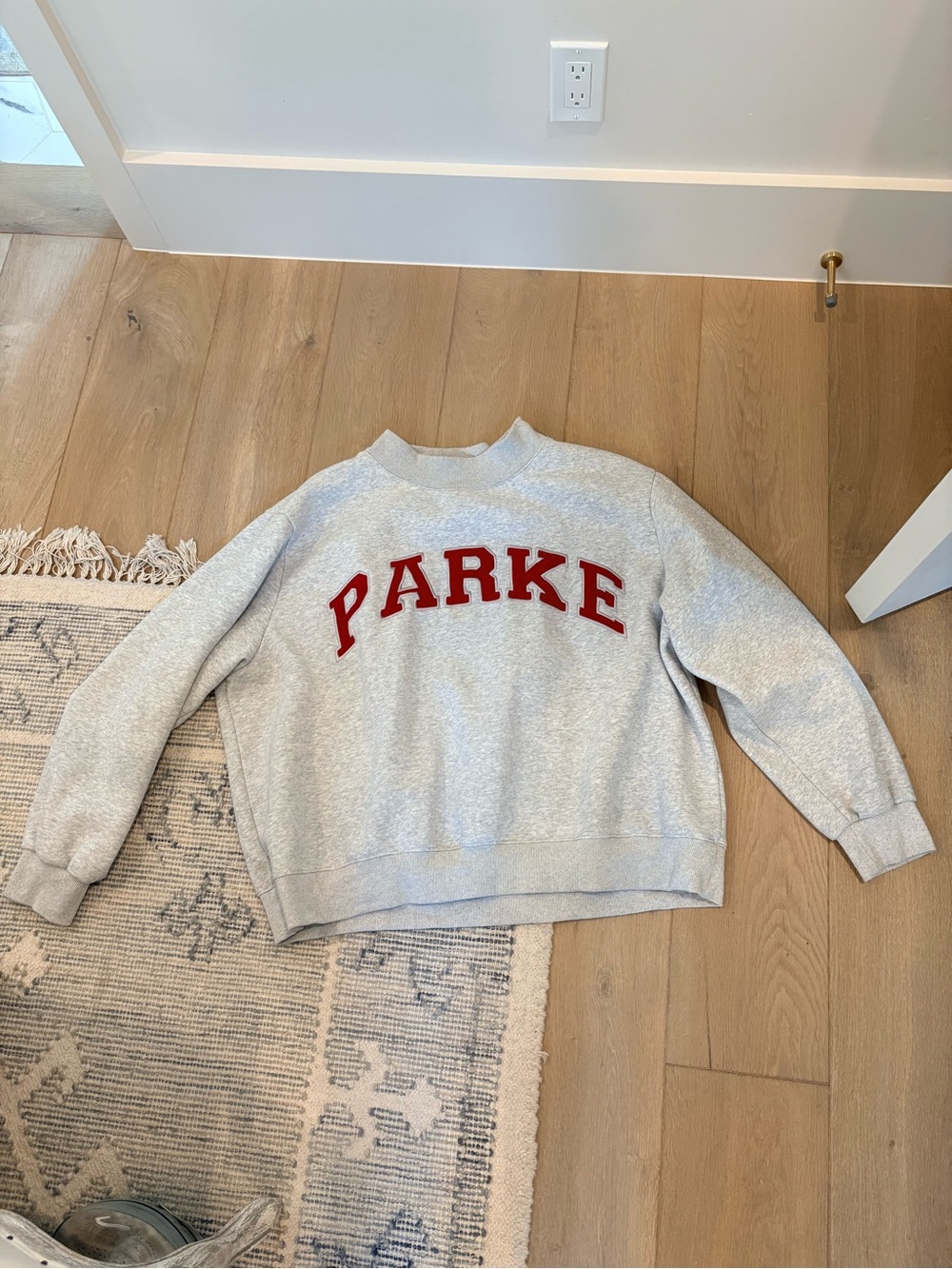 PARKE Light Gray Turtleneck Sweatshirt with Red Logo